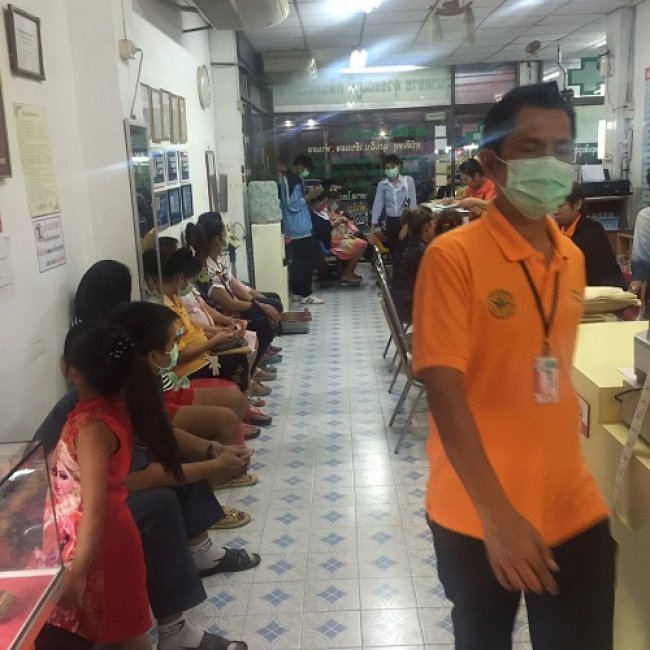 ผู้มาใช้บริการคลินิกทั่วไปและคลินิกเฉพาะทาง 4