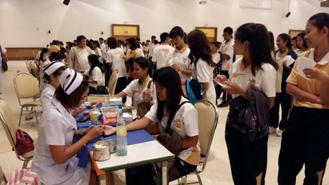 ตรวจสุขภาพนักเรียนนักศึกษา อาชีวศึกษา เทคนิค ฯ มหาวิทยาลัย ราชภัฎฯ  มหาวิทยาลัยเทคโนโลยีราชมงคลฯ ทั้งสถาบันการศึกษาภาครัฐ และเอกชน ทั่วประเทศ รองรับการบริการได้วันละมากกว่า 5000 คนต่อวัน