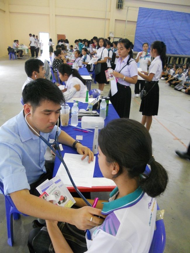 ตรวจสุขภาพนักเรียนนักศึกษา อาชีวศึกษา เทคนิค ฯ มหาวิทยาลัย ราชภัฎฯ  มหาวิทยาลัยเทคโนโลยีราชมงคลฯ ทั้งสถาบันการศึกษาภาครัฐ และเอกชน ทั่วประเทศ รองรับการบริการได้วันละมากกว่า 5000 คนต่อวัน4